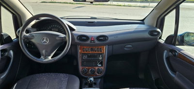 Mercedes-Benz Classe A 170 CDI cat Elegance (8)
