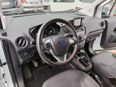 Ford Tourneo Courier 1.5 TDCI 75 CV Sport (8)