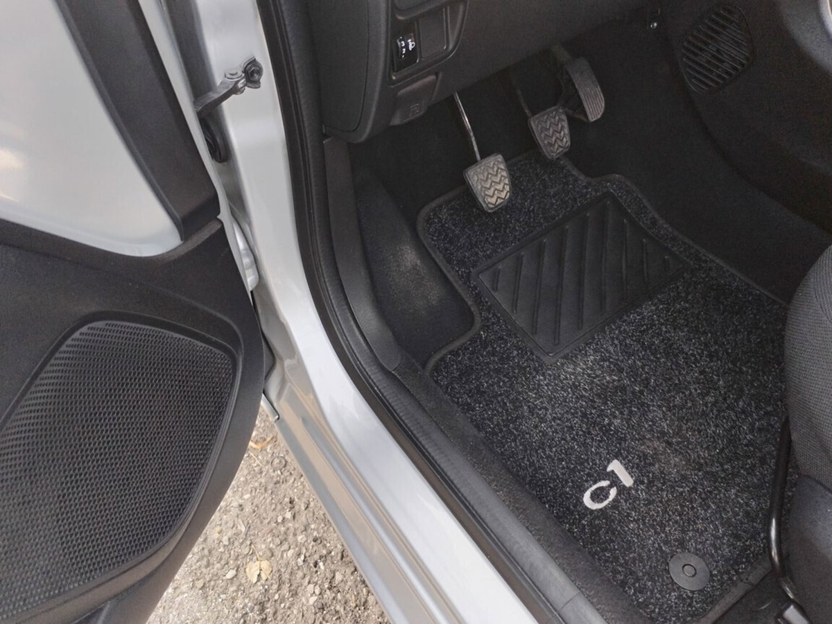 Citroen C1 C1 VTi 68 5 porte Feel (10)