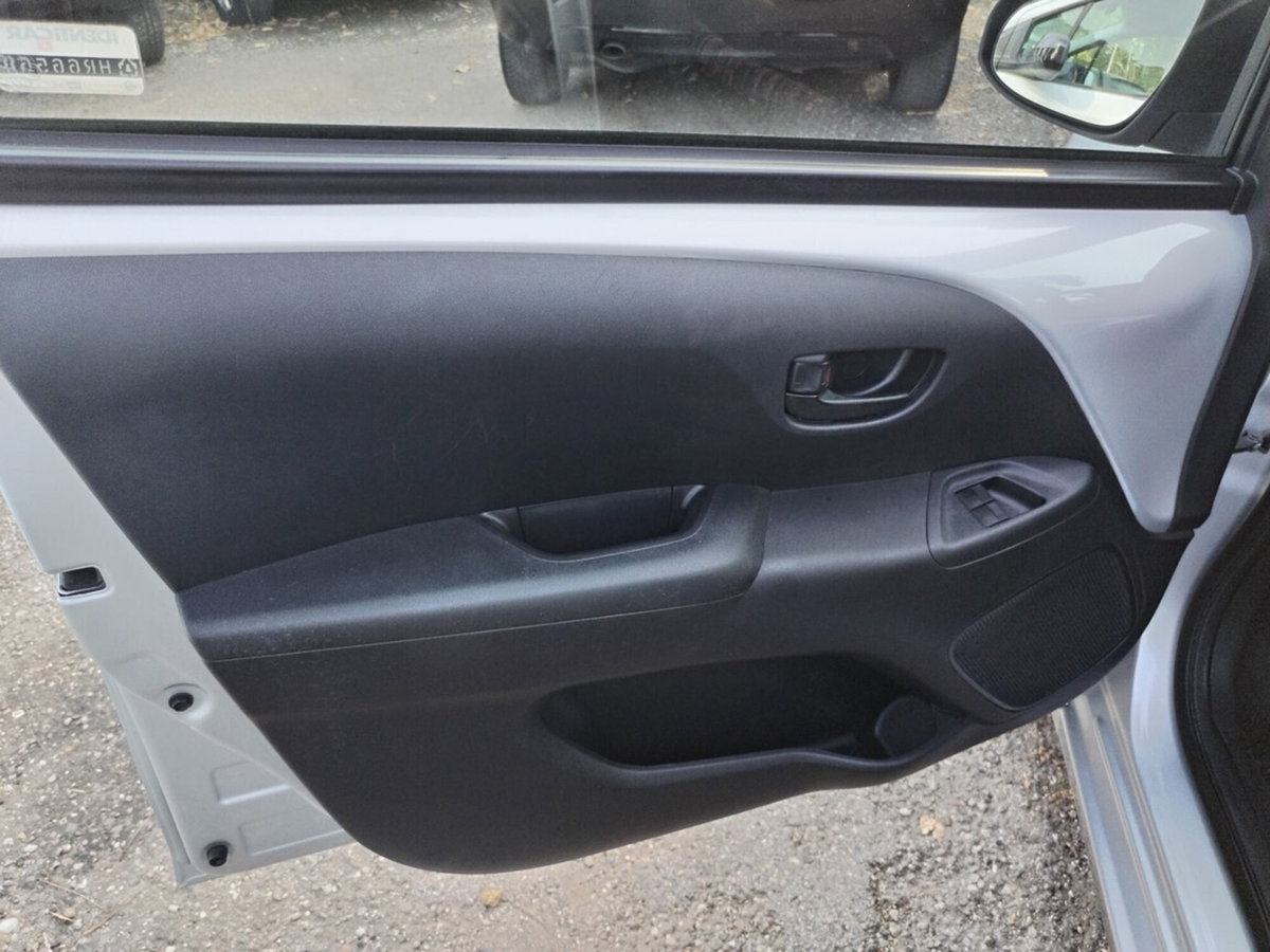 Citroen C1 C1 VTi 68 5 porte Feel (9)