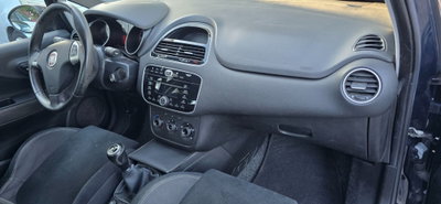 Fiat Punto 1.3 MJT II S&S 95 CV 5 porte Street (17)