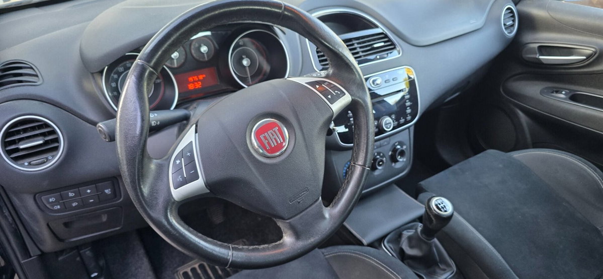 Fiat Punto 1.3 MJT II S&S 95 CV 5 porte Street (18)