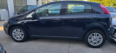 Fiat Punto 1.3 MJT II S&S 95 CV 5 porte Street (4)