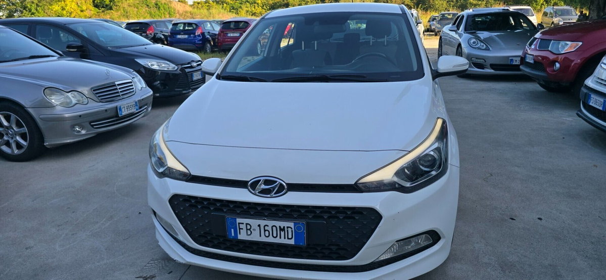 Hyundai i20 1.2 5 porte Classic (5)