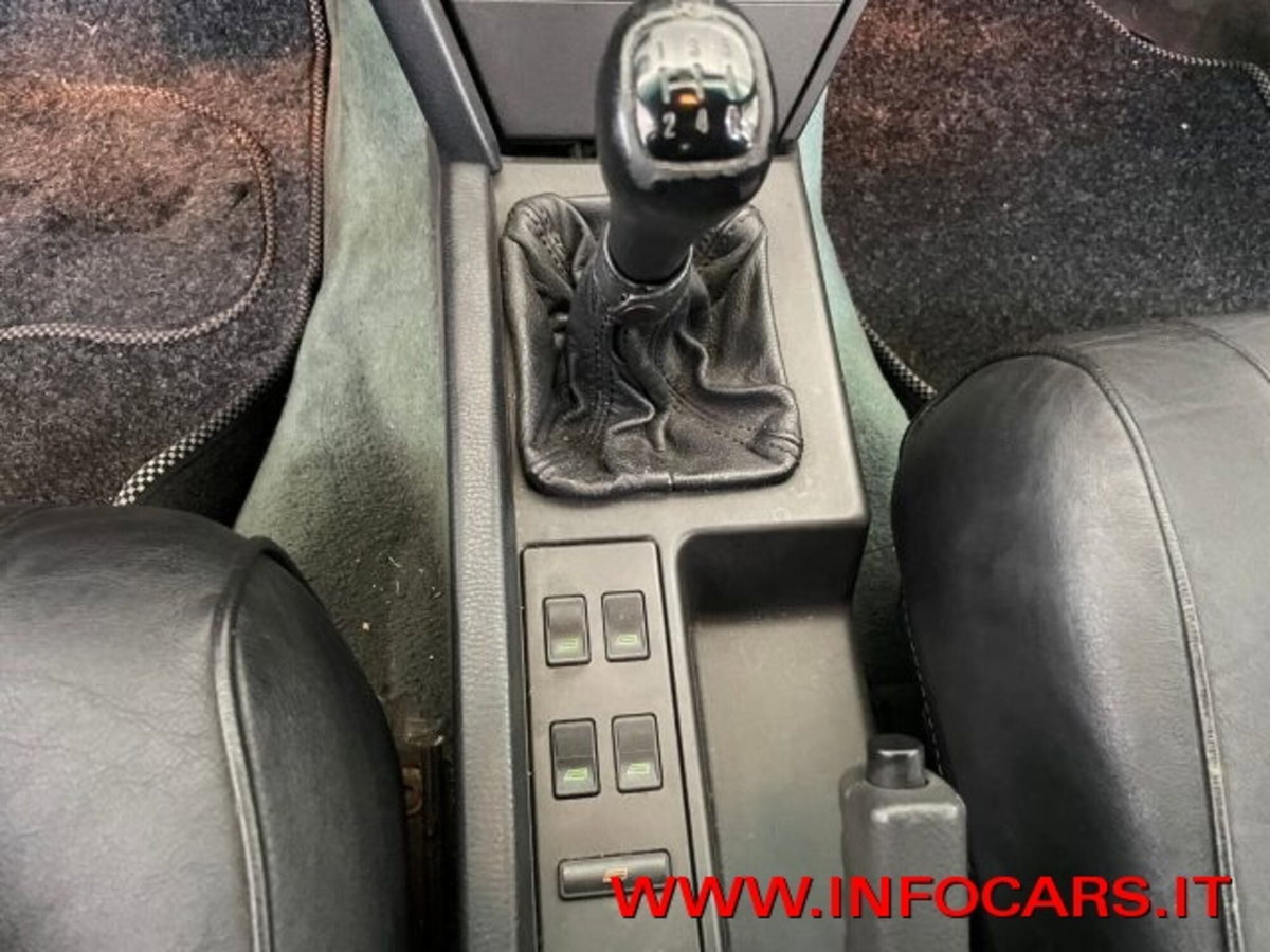 Alfa Romeo 164 2.0i V6 turbo (15)