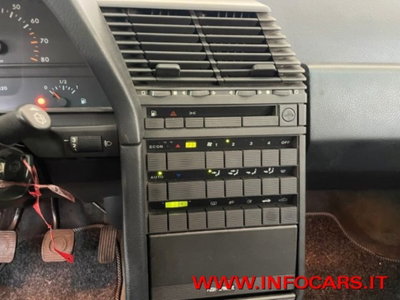 Alfa Romeo 164 2.0i V6 turbo (16)
