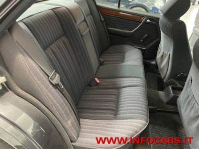 Mercedes-Benz 200 200 E cat (8)