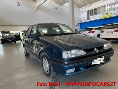 Renault 19 1.4i cat 5 porte RT