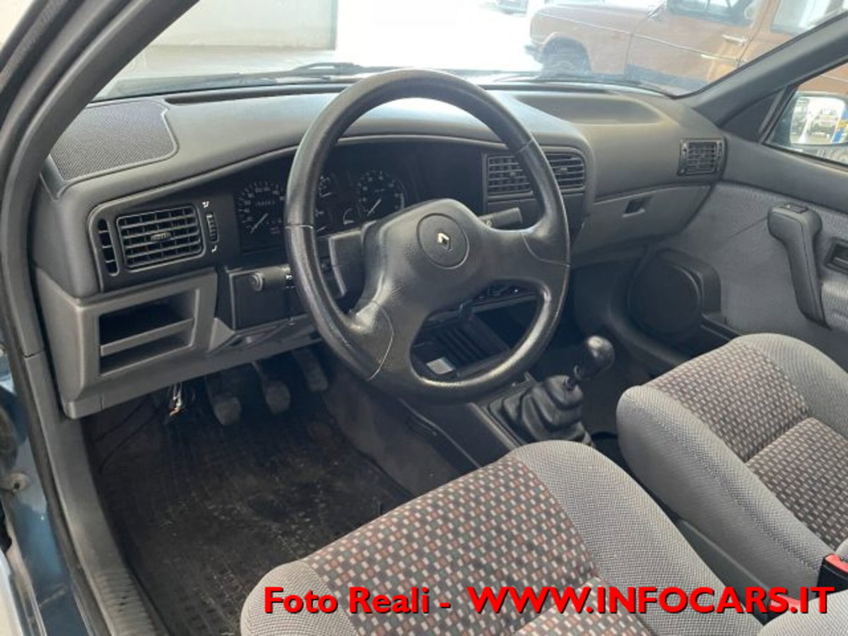 Renault 19 1.4i cat 5 porte RT (13)