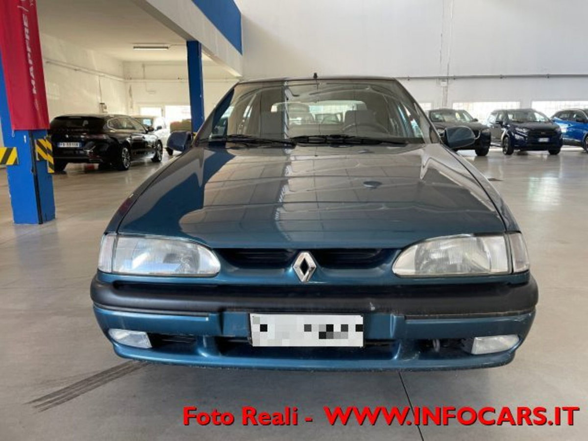 Renault 19 1.4i cat 5 porte RT (5)