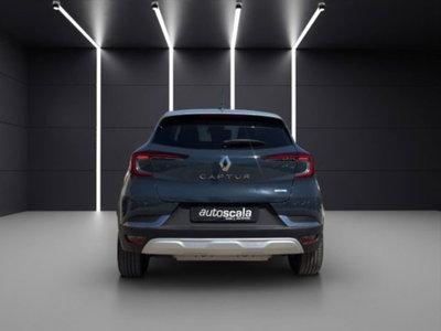 Renault Captur Plug-in Hybrid E-Tech 160 CV Intens (4)