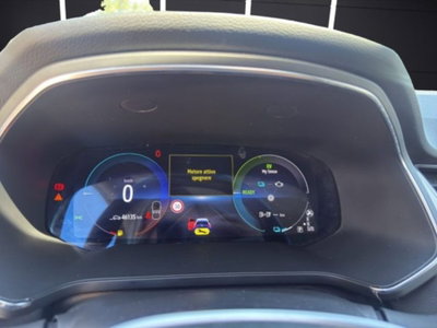 Renault Captur Plug-in Hybrid E-Tech 160 CV Intens (9)