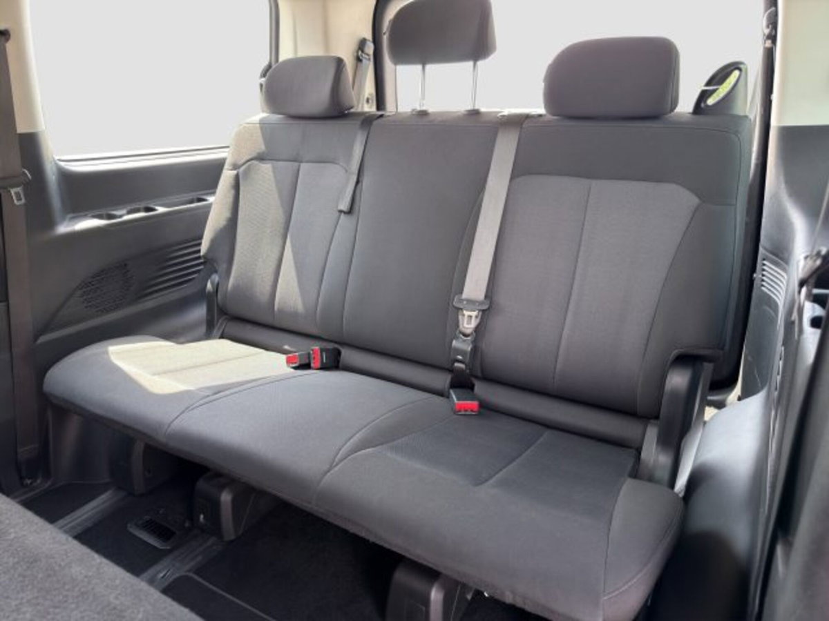 Hyundai Staria 2.2 awd auto (12)