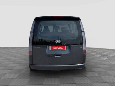 Hyundai Staria 2.2 awd auto (4)