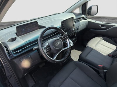 Hyundai Staria 2.2 awd auto (9)