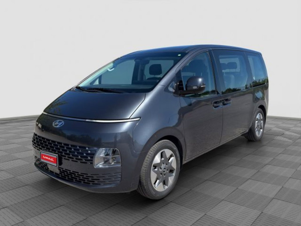 Hyundai Staria 2.2 awd auto