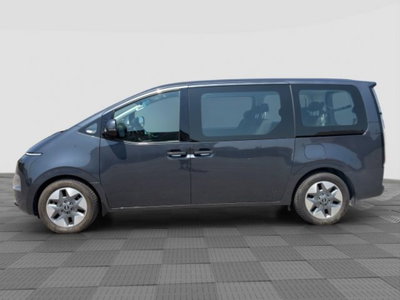 Hyundai Staria 2.2 awd auto (2)