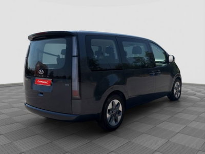 Hyundai Staria 2.2 awd auto (5)