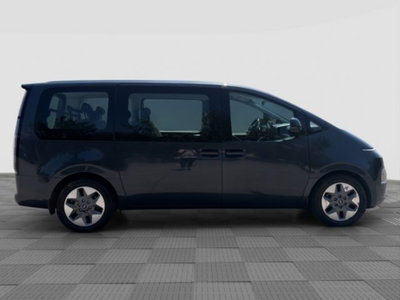 Hyundai Staria 2.2 awd auto (6)