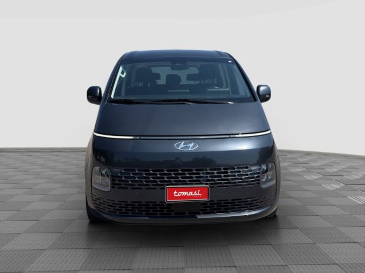 Hyundai Staria 2.2 awd auto (8)