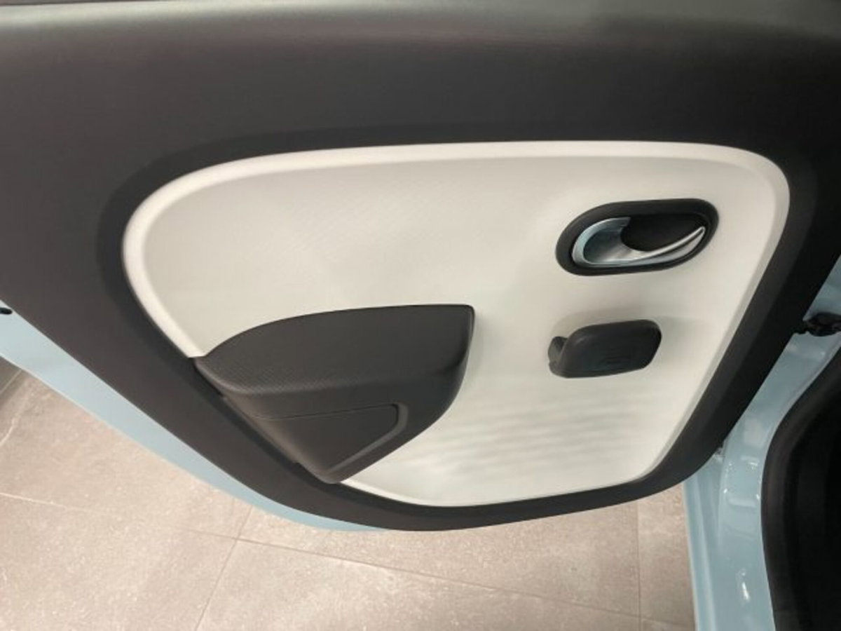 Renault Twingo SCe 65 CV Zen (6)