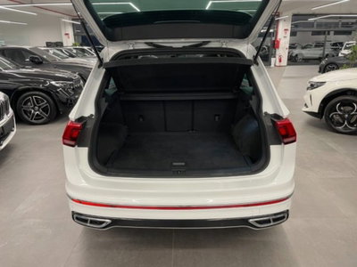 Volkswagen Tiguan Allspace 2.0 TDI 200 CV SCR DSG 4MOTION R-Line (3)
