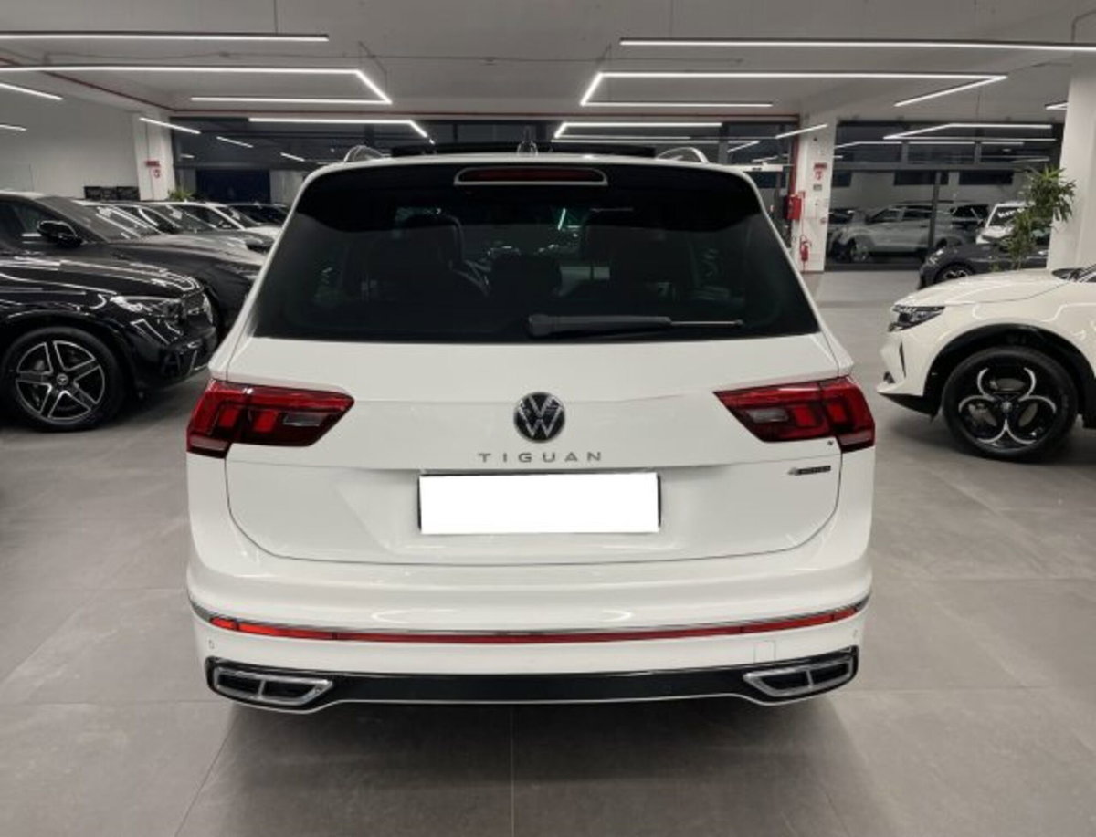 Volkswagen Tiguan Allspace 2.0 TDI 200 CV SCR DSG 4MOTION R-Line (7)
