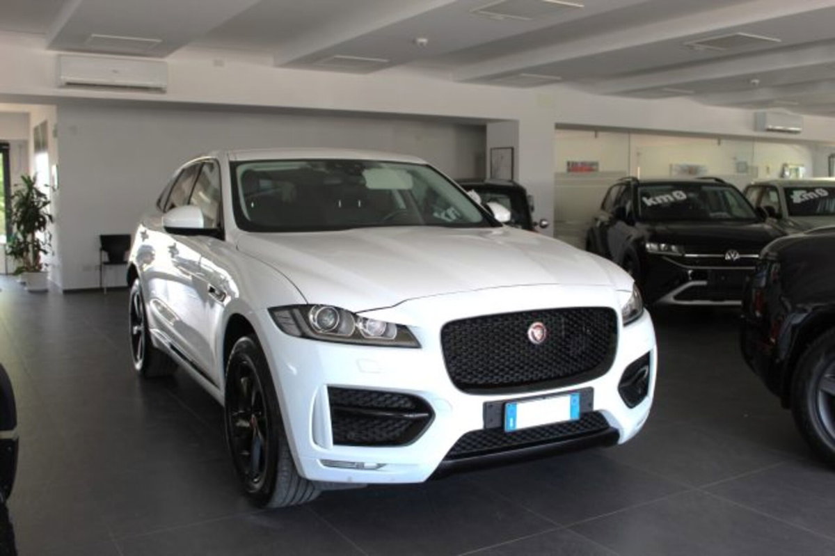 Jaguar F-Pace 2.0 D 180 CV R-Sport