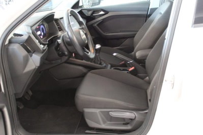 Audi A1 Sportback Sportback 25 1.0 tfsi Business (3)