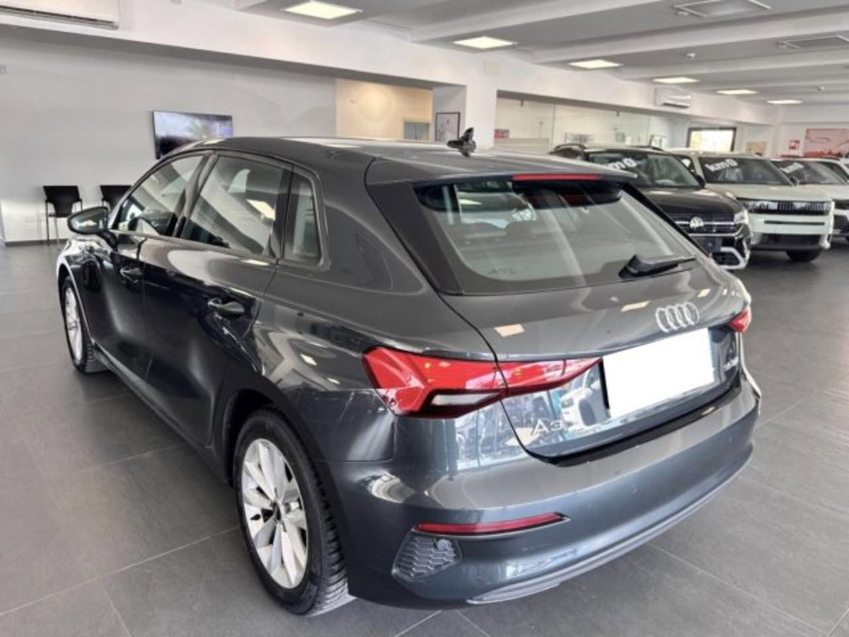 Audi A3 Sportback 2.0 tdi Business 150cv s-tronic (5)