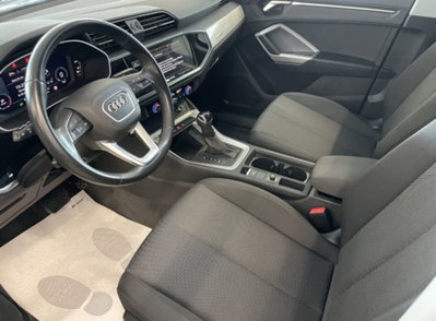 Audi Q3 2.0 TDI 150 CV quattro edition Sport (8)