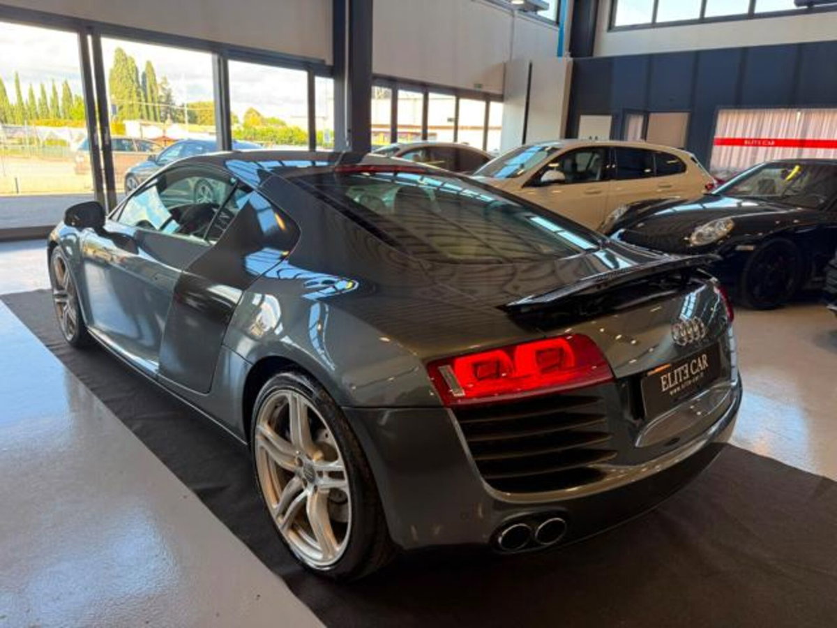 Audi R8 Coupé 4.2 V8 FSI quattro R tronic (7)