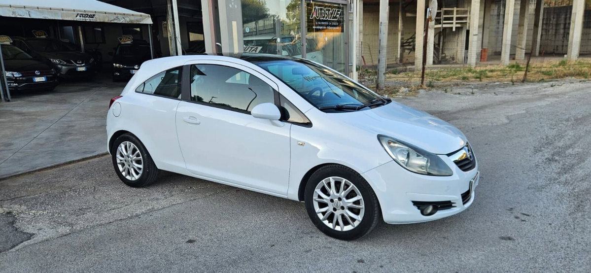 Opel Corsa 1.3 CDTI 90CV 5 porte Cosmo