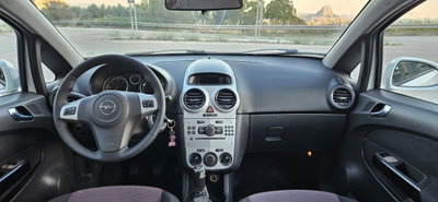 Opel Corsa 1.3 CDTI 90CV 5 porte Cosmo (8)
