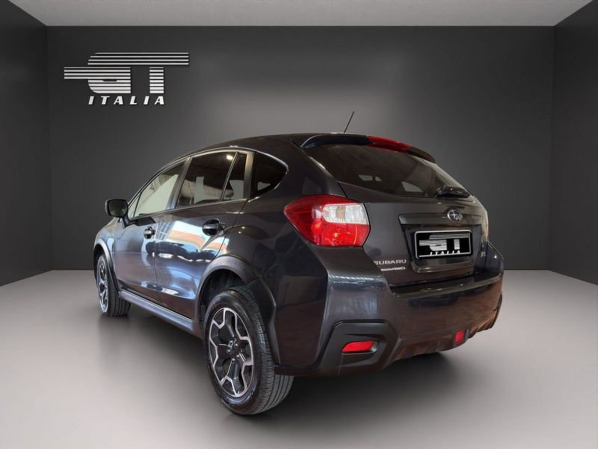 Subaru XV 2.0i-ES Trend (6)