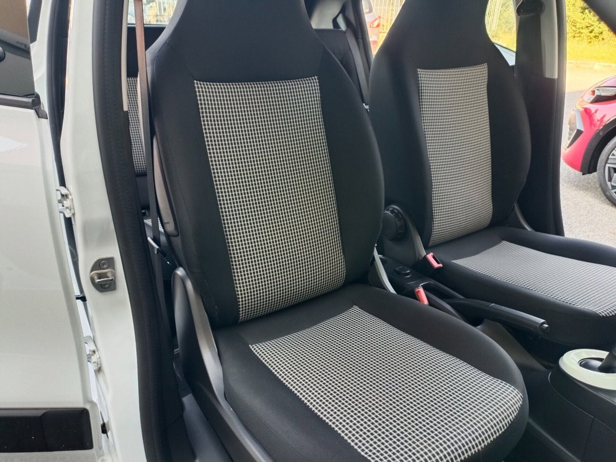 Renault Twingo Electric Authentic (11)