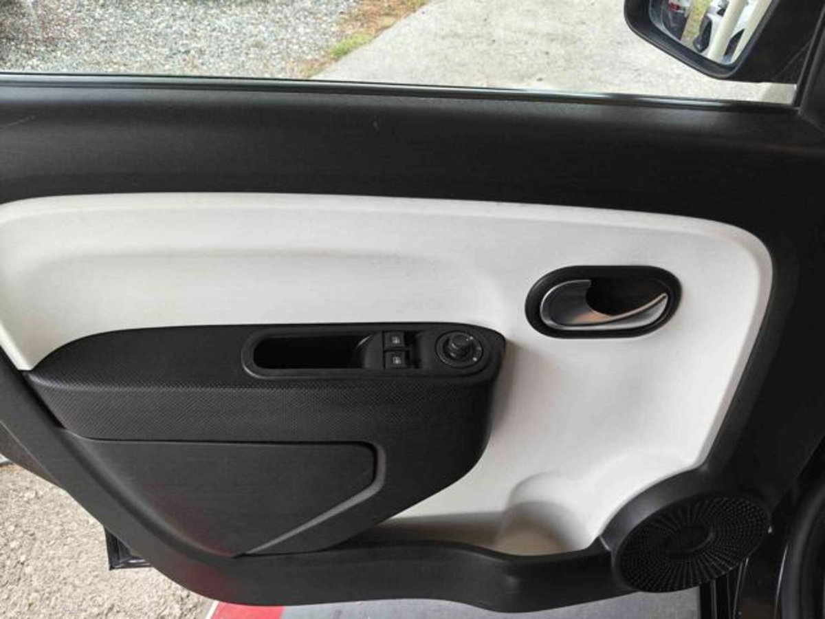 Renault Twingo SCe Stop&Start Lovely2 (13)