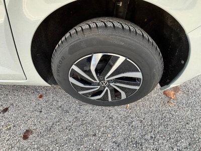 Volkswagen Polo 1.0 tsi Life 95cv (19)