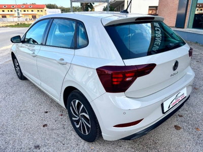 Volkswagen Polo 1.0 tsi Life 95cv (6)