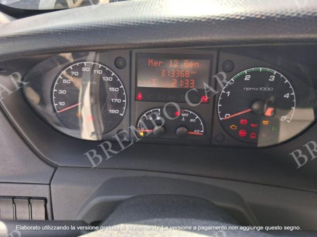 Iveco Daily Telaio 35C15 BTor 3.0 HPT PLM-RG Cabinato (8)