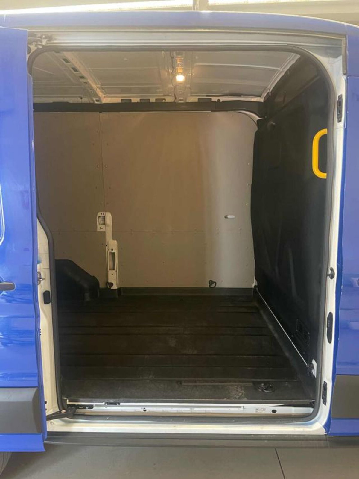 Ford Transit Furgone 350 2.0TDCi EcoBlue MHEV 130CV PM-TM Furgone Titan. (11)