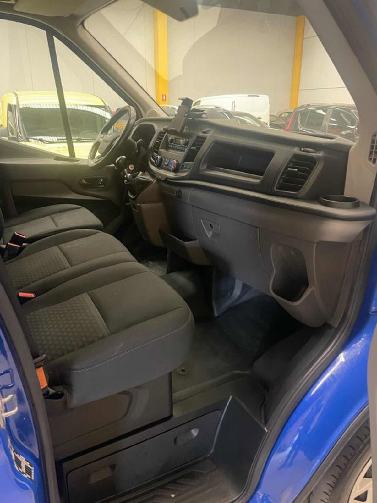 Ford Transit Furgone 350 2.0TDCi EcoBlue MHEV 130CV PM-TM Furgone Titan. (8)