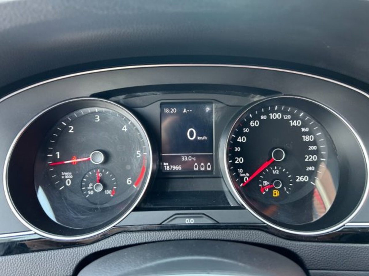 Volkswagen Passat Variant 2.0 TDI DSG Comfortline BlueMotion Technology (8)