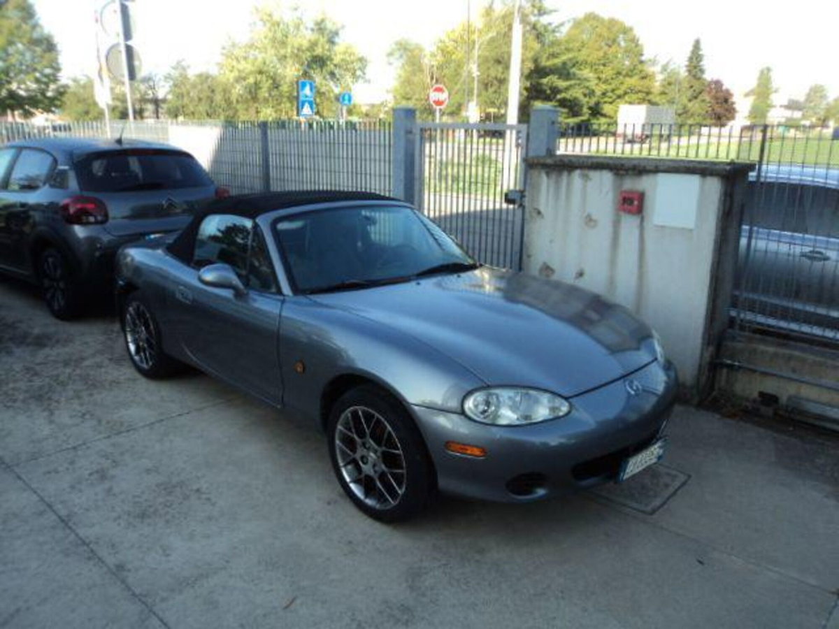 Mazda MX-5 1.6i 16V cat Twins