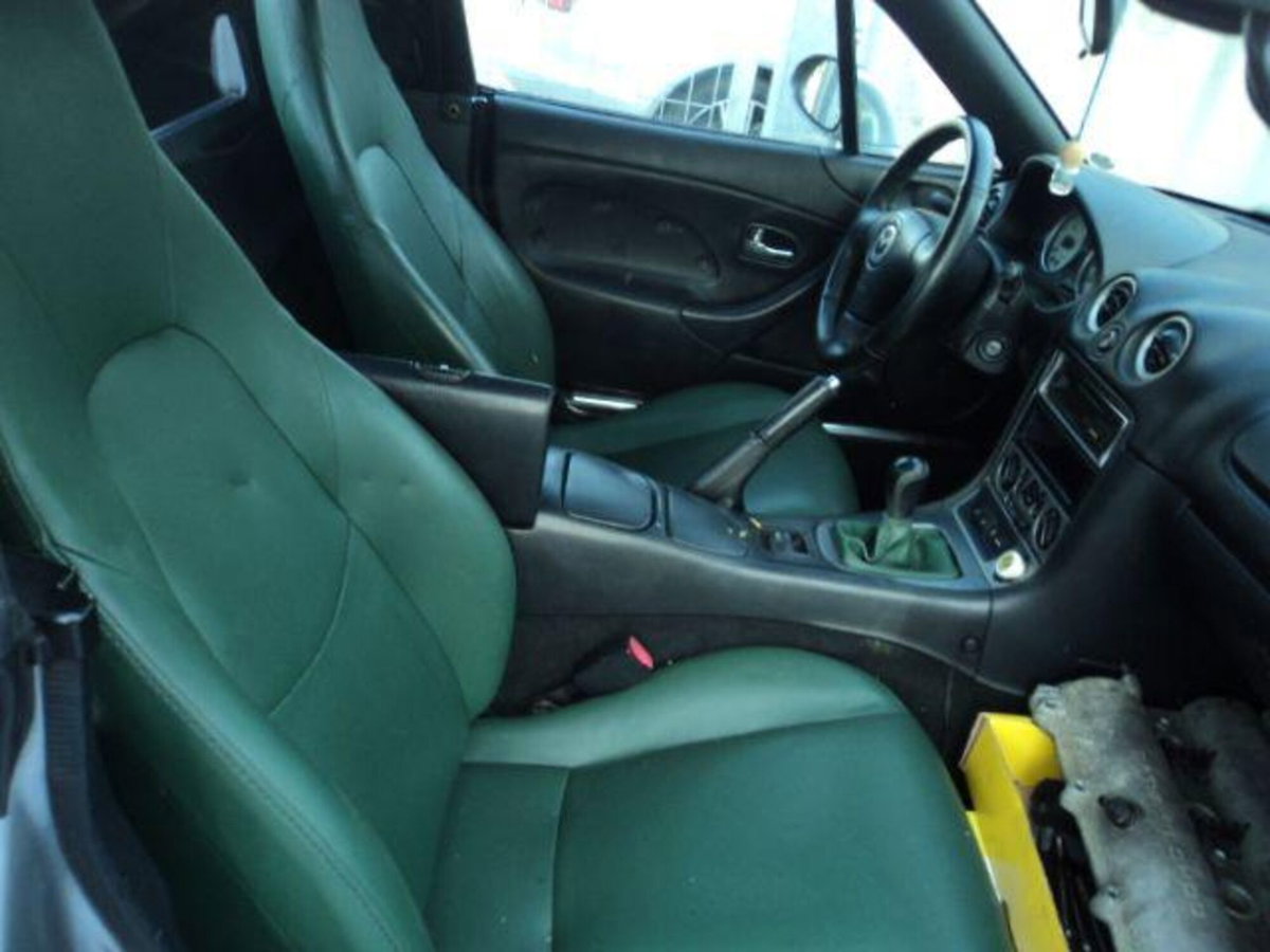 Mazda MX-5 1.6i 16V cat Twins (3)