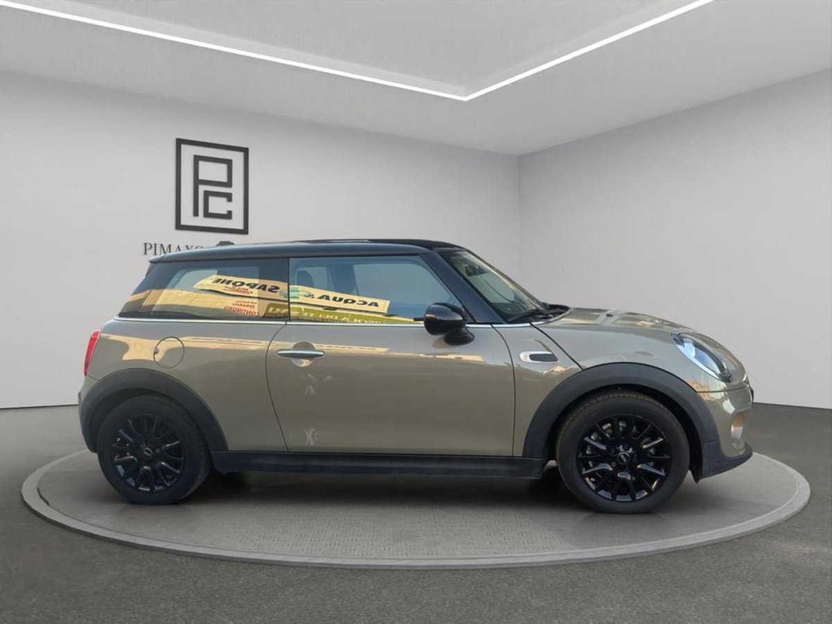 MINI Mini 1.5 Cooper D Business XL (8)