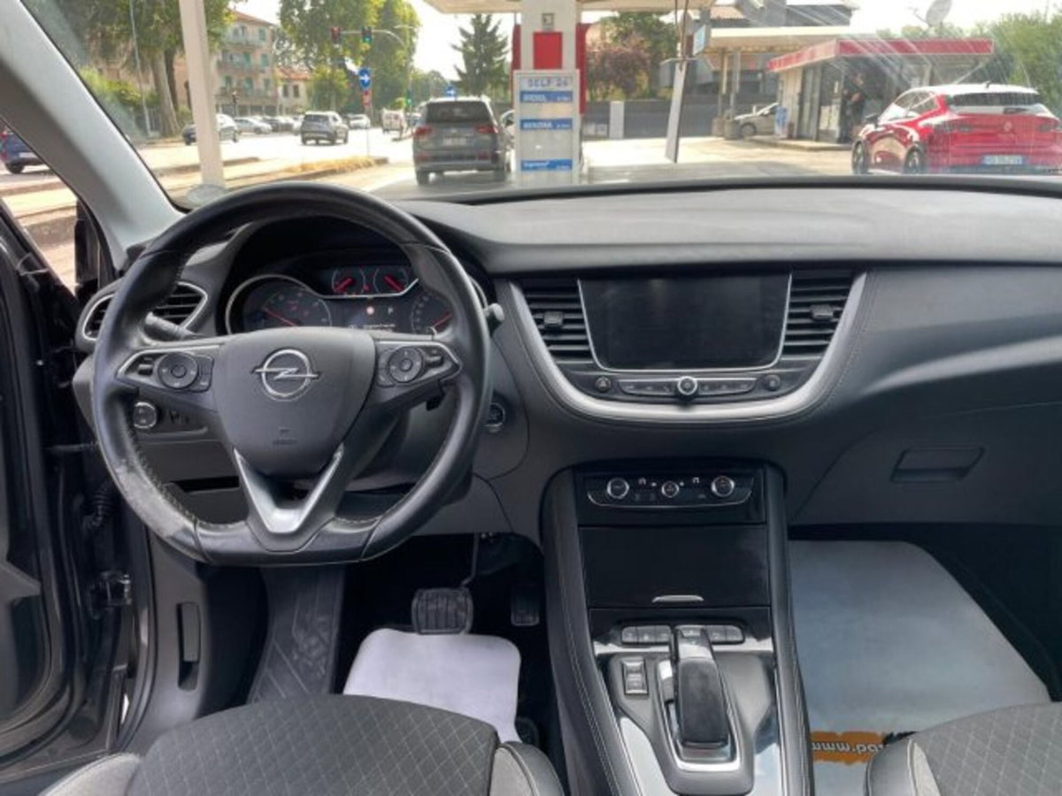 Opel Grandland X 1.6 Turbo 180 CV Start&Stop aut. Elegance (19)