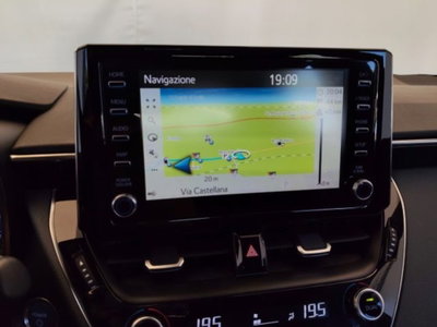 Toyota Corolla 1.8 Hybrid Business (11)
