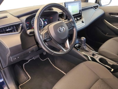 Toyota Corolla 1.8 Hybrid Business (7)