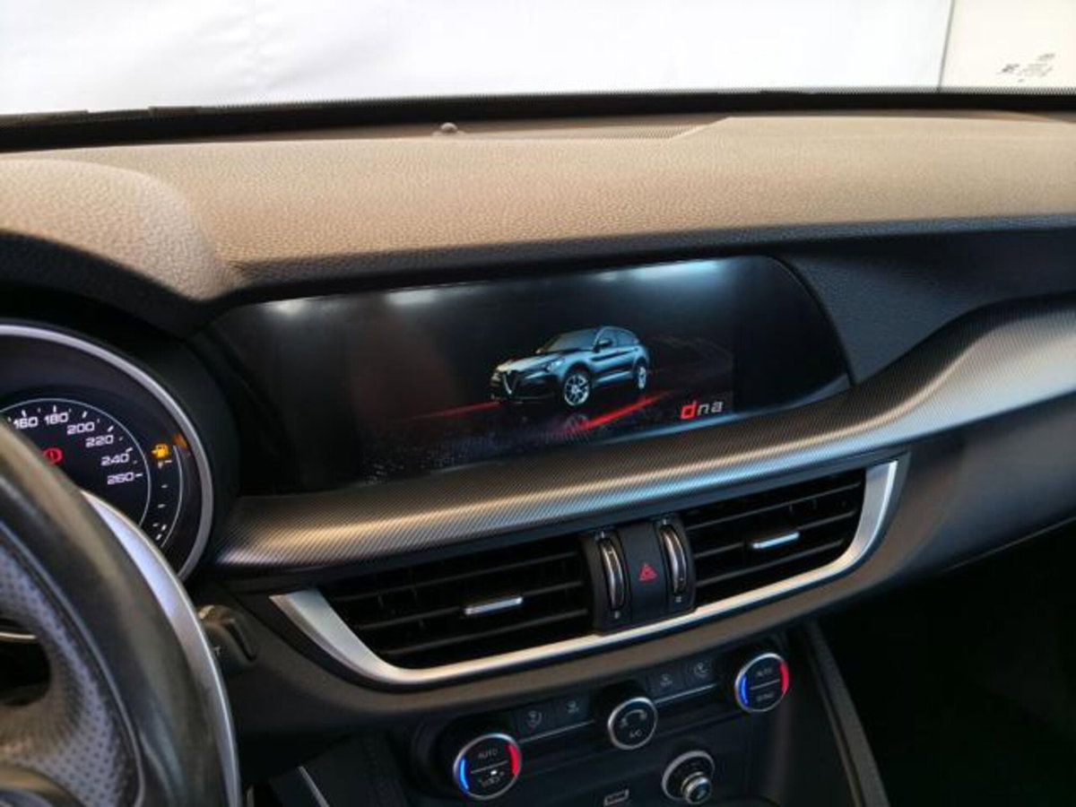 Alfa Romeo Stelvio Stelvio 2.2 Turbodiesel 190 CV AT8 Q4 Sprint (11)